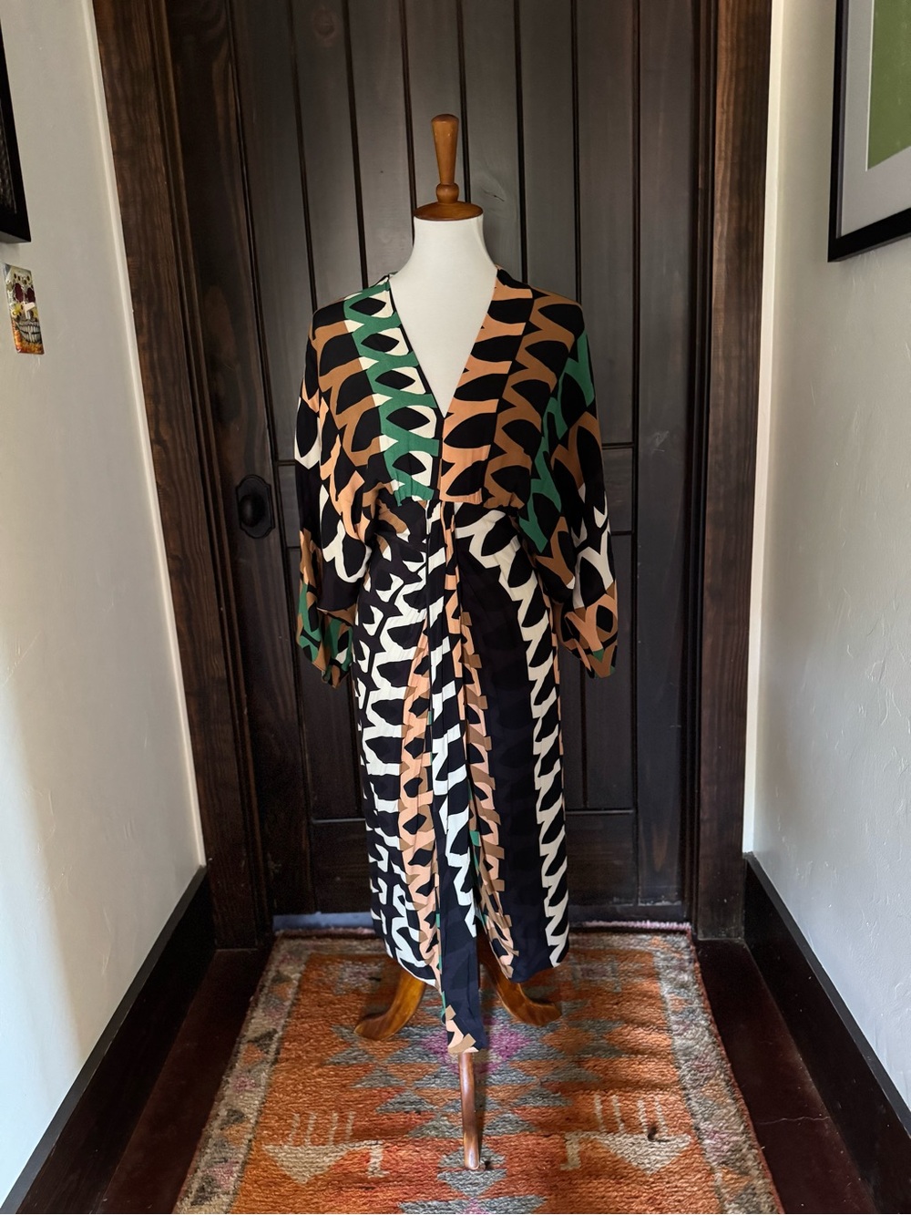 Zara Kimono Dress with Geometric Print in Black, Tan & Green - Picture 4 of 8